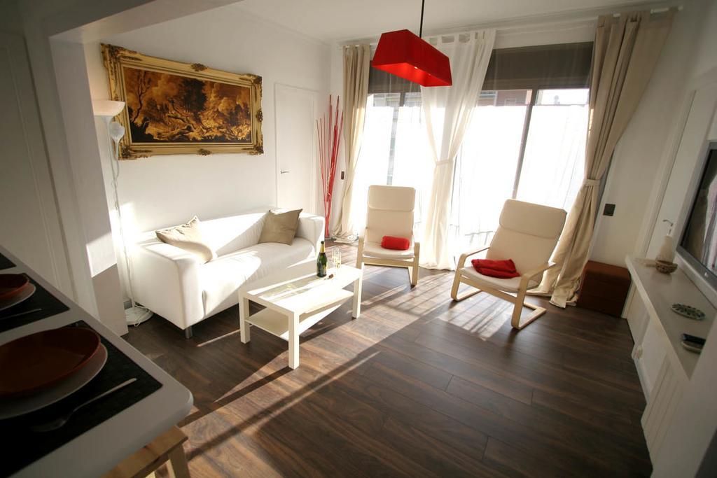 Near Clot & Sagrada Familia Apartment Barselona Dış mekan fotoğraf